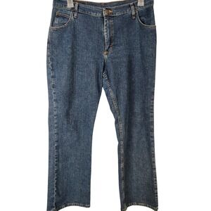 Wrangler Women SZ 12 Blues Straight Leg Jeans Blue Cotton Blend Western Workwear